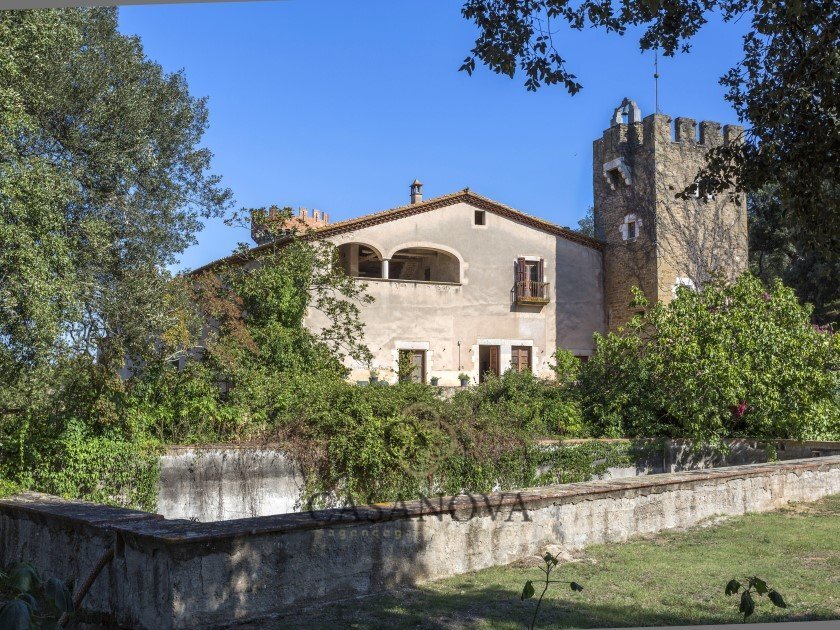Estate in Bellcaire d'Emporda, Catalonia, Spain 1 - 18010140