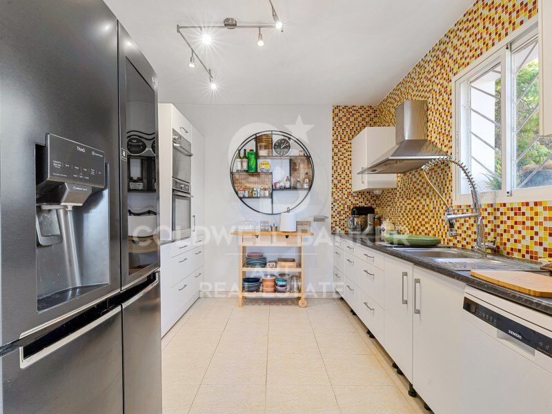 House in Estepona, Andalusia, Spain 5 - 18011505