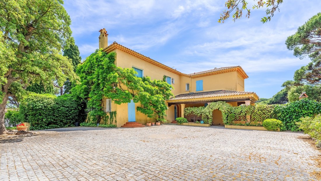 House in Ville-Les Saquedes-Le Bouillonnet, Sainte-Maxime, France 4 - 17091281