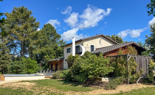 Casa en Saint-Paulet-de-Caisson, Occitania, Francia 1