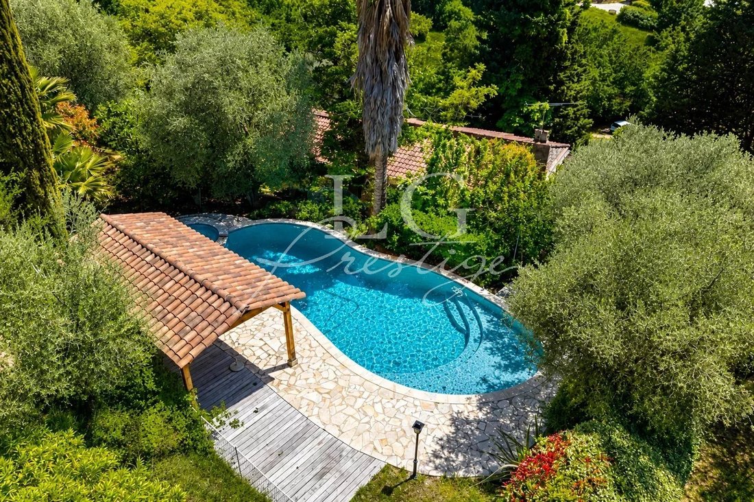 House in Fayence, Provence-Alpes-Côte d'Azur, France 2 - 15582202