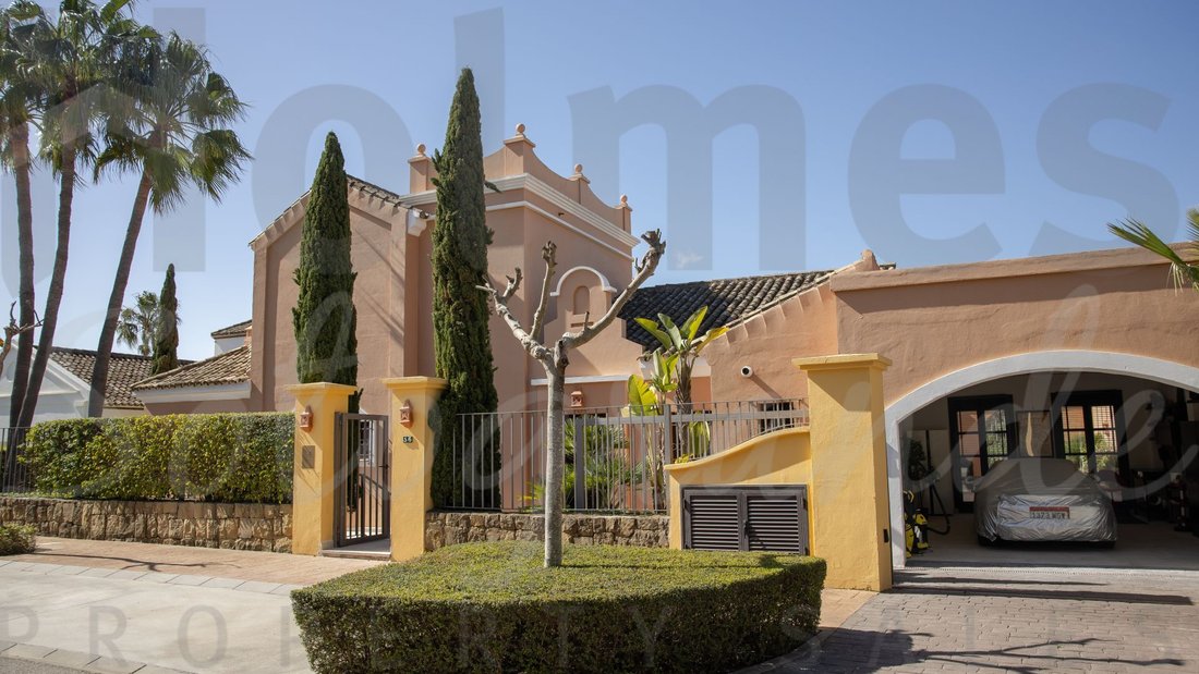Villa in Sotogrande, San Roque, Andalusia 1 - 18007720