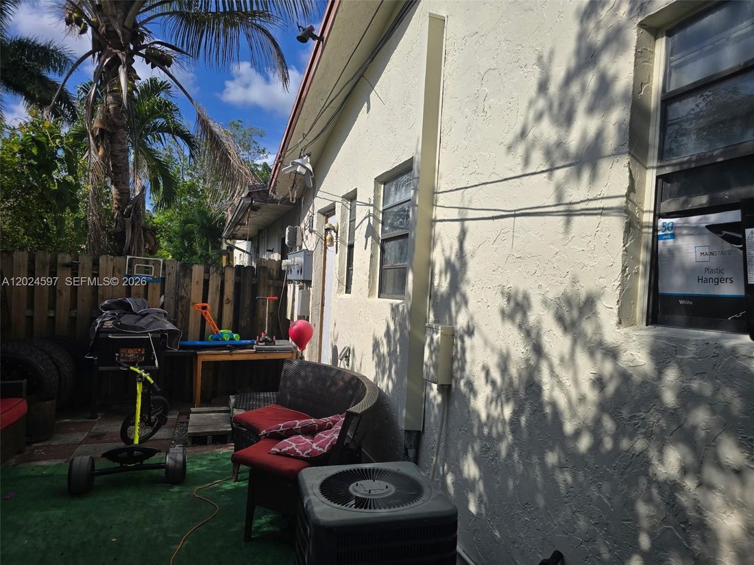 House in Davie, Florida, United States 5 - 18008046