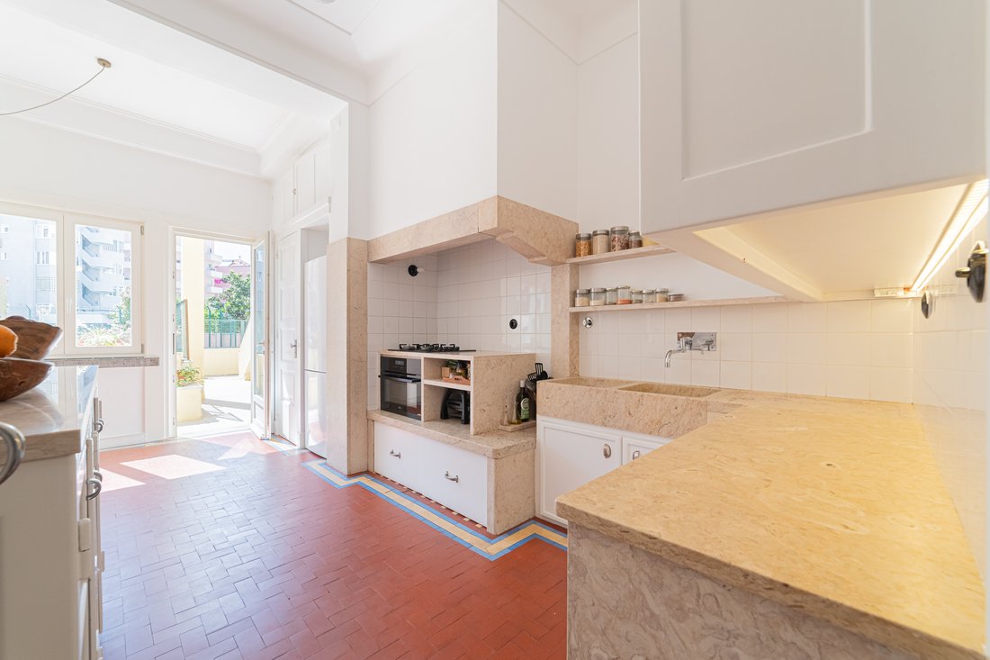Apartment in Areeiro, Lisbon, Portugal 5 - 18010593