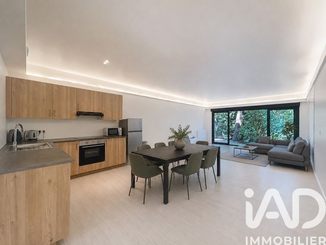 Champigny-sur-Marne, Ile-de-France, France 2 - 18005681