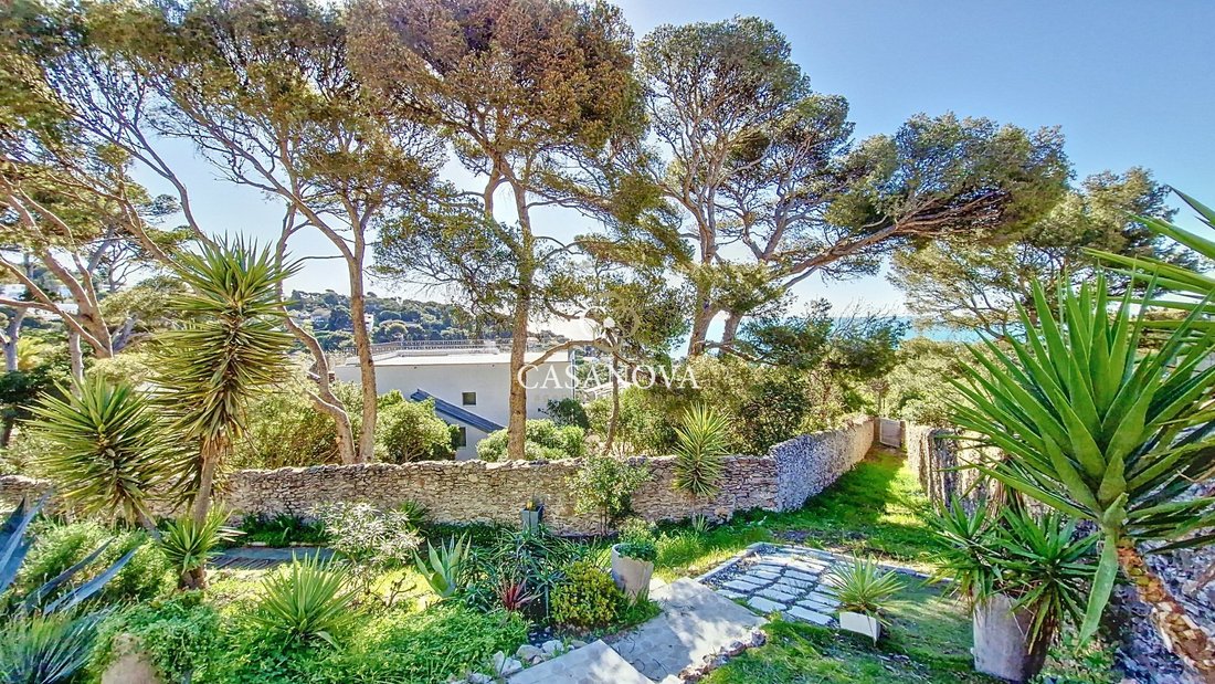 Villa in Mont Saint Clair-Hôtel de Ville, Sète, France 4 - 18010366