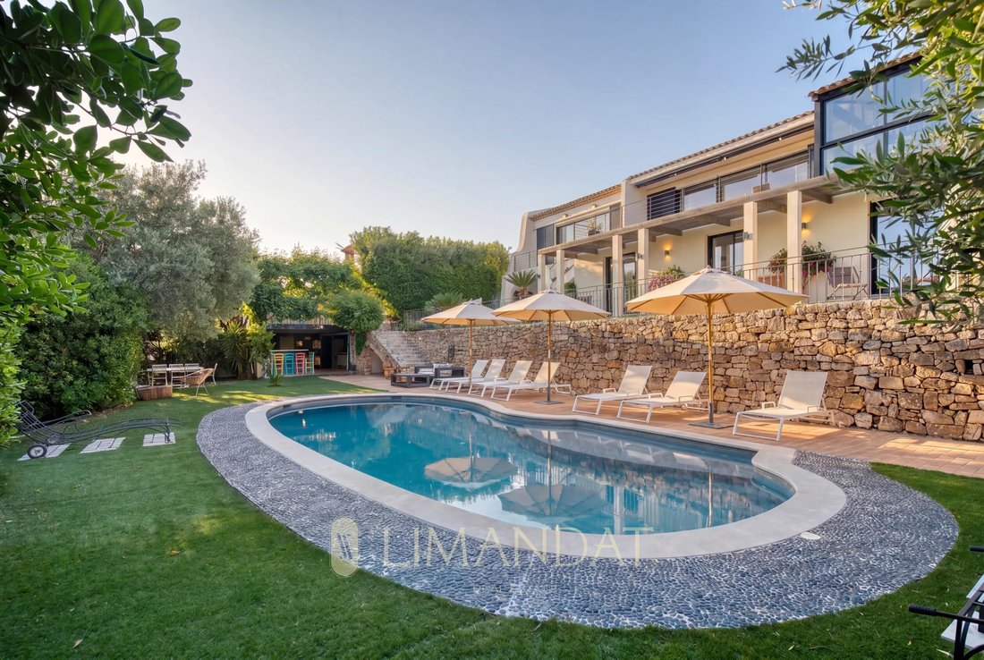 Villa in Collines, Le Cannet, France 2 - 18006648