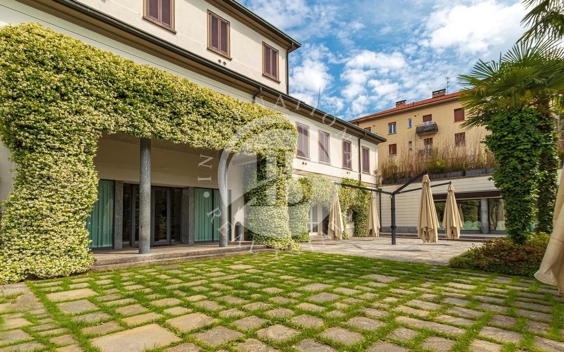 Villa in Figino Serenza, Lombardy, Italy 4 - 18005797