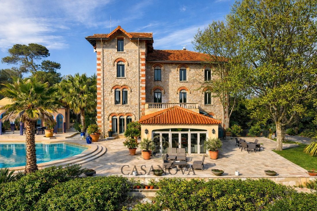 Estate in Port Marianne, Montpellier, France 2 - 18011002