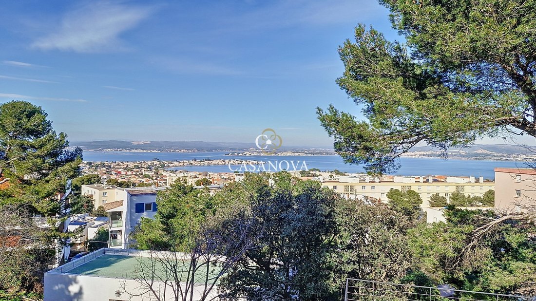 Villa in Mont Saint Clair-Hôtel de Ville, Sète, France 4 - 18010318