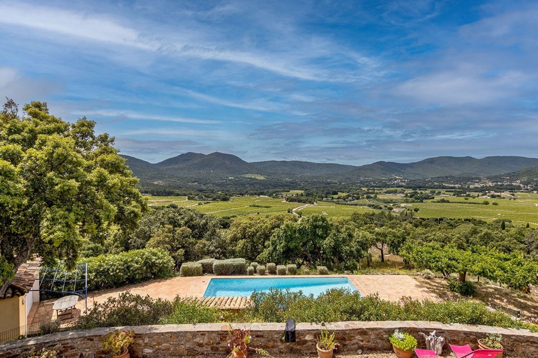 Villa in Le Plan-de-la-Tour, Provence-Alpes-Côte d'Azur, France 3 - 18008695