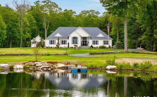 House in Woodstock, Connecticut, United States 1