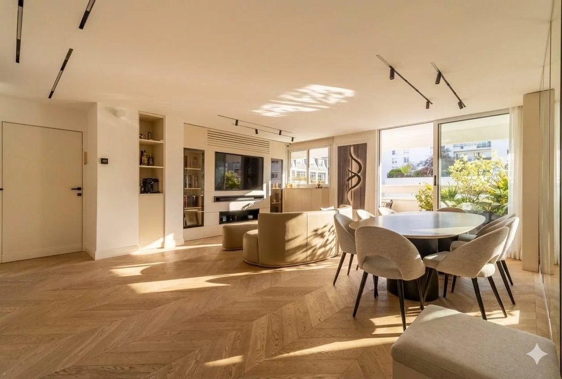 Apartment in Eiffel, Levallois-Perret, France 1 - 18006452