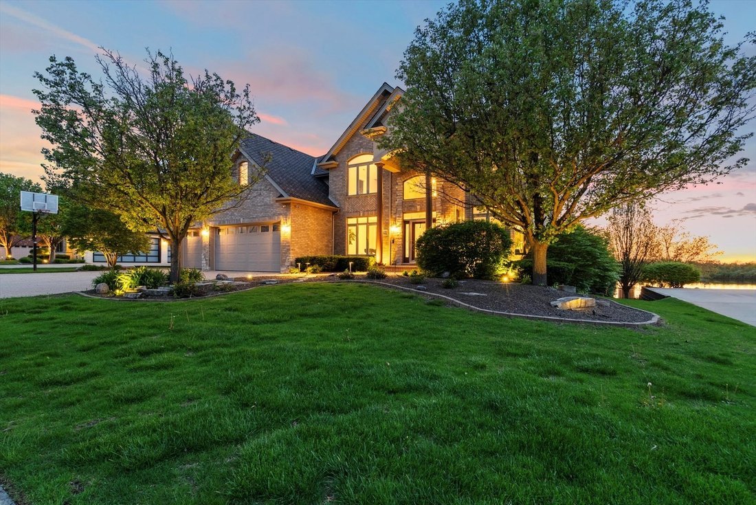 House in Mokena, Illinois, United States 2 - 18009529
