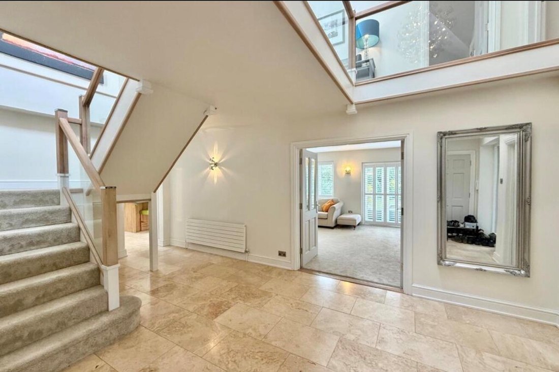 House in Ringwood, England 3 - 17822739