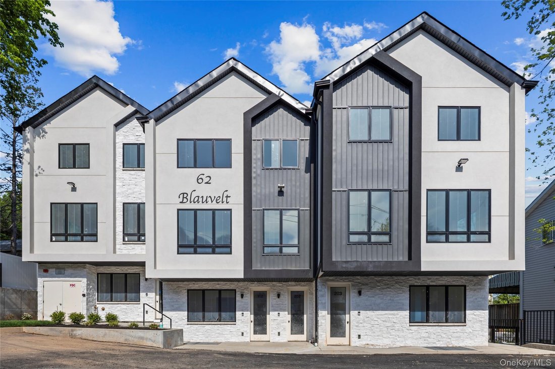 Condo in Airmont, New York, United States 1 - 18008433