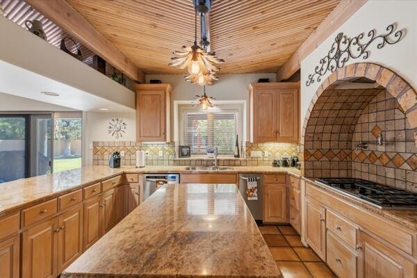 House in Los Ranchos de Albuquerque, New Mexico, United States 4 - 17792386