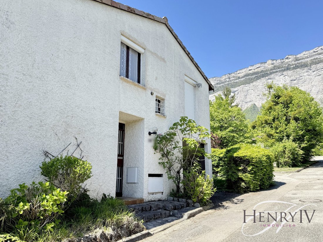 House in Biviers, Auvergne-Rhône-Alpes, France 3 - 18012208