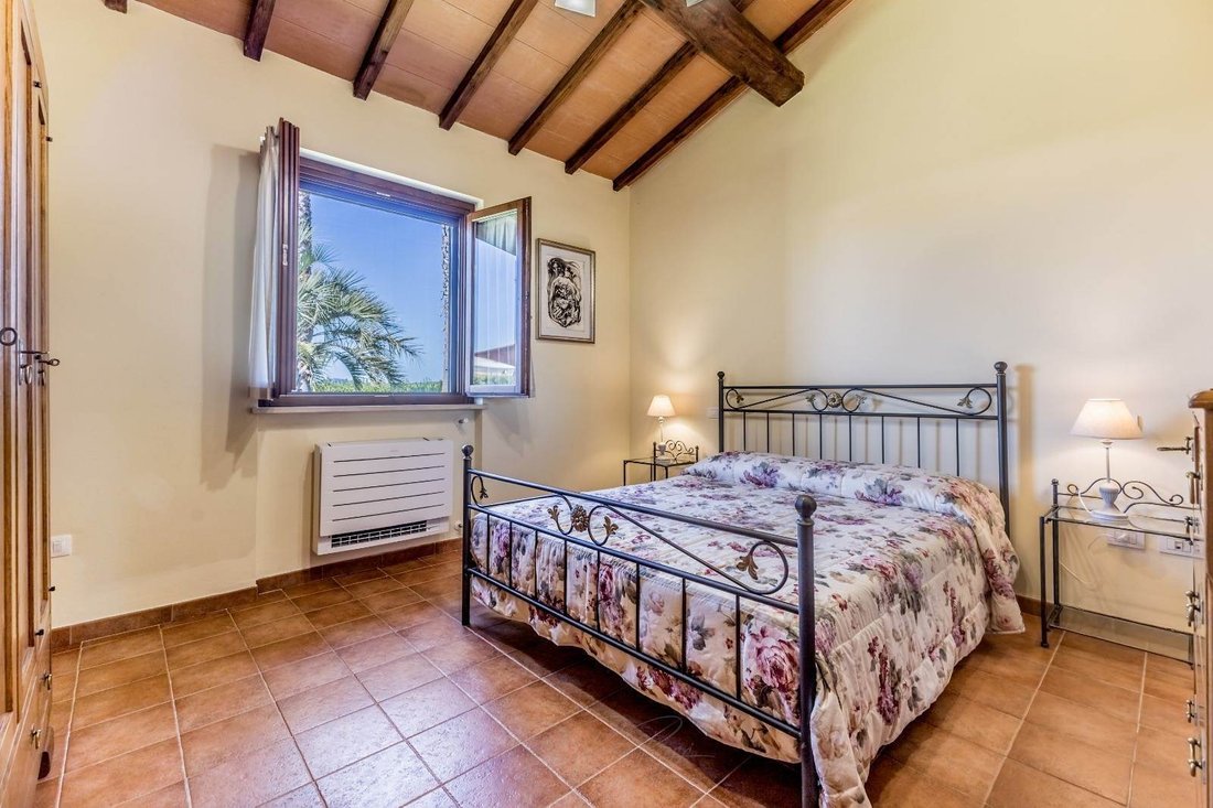 Villa in Canino, Lazio, Italy 5 - 18010164