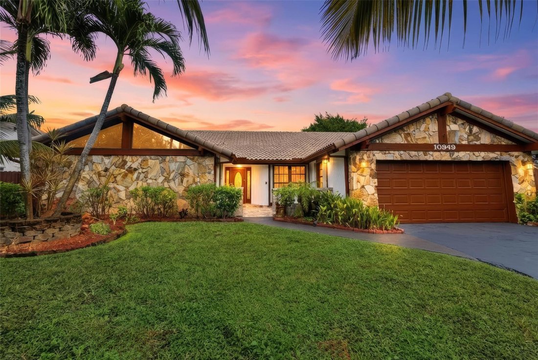 House in Coral Springs, Florida, United States 1 - 18009548