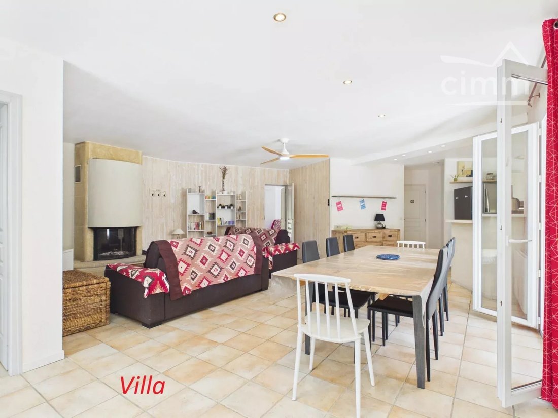 Estate in Payzac, Auvergne-Rhône-Alpes, France 4 - 18005723