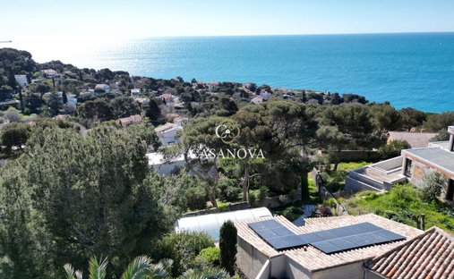 Villa à Mont Saint Clair-Hôtel de Ville, Sète, France 1
