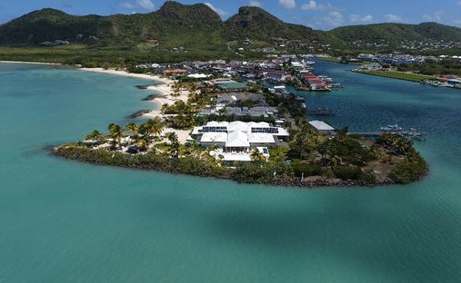 Casa en Jolly Harbour, Parroquia de Saint Mary, Antigua y Barbuda 1