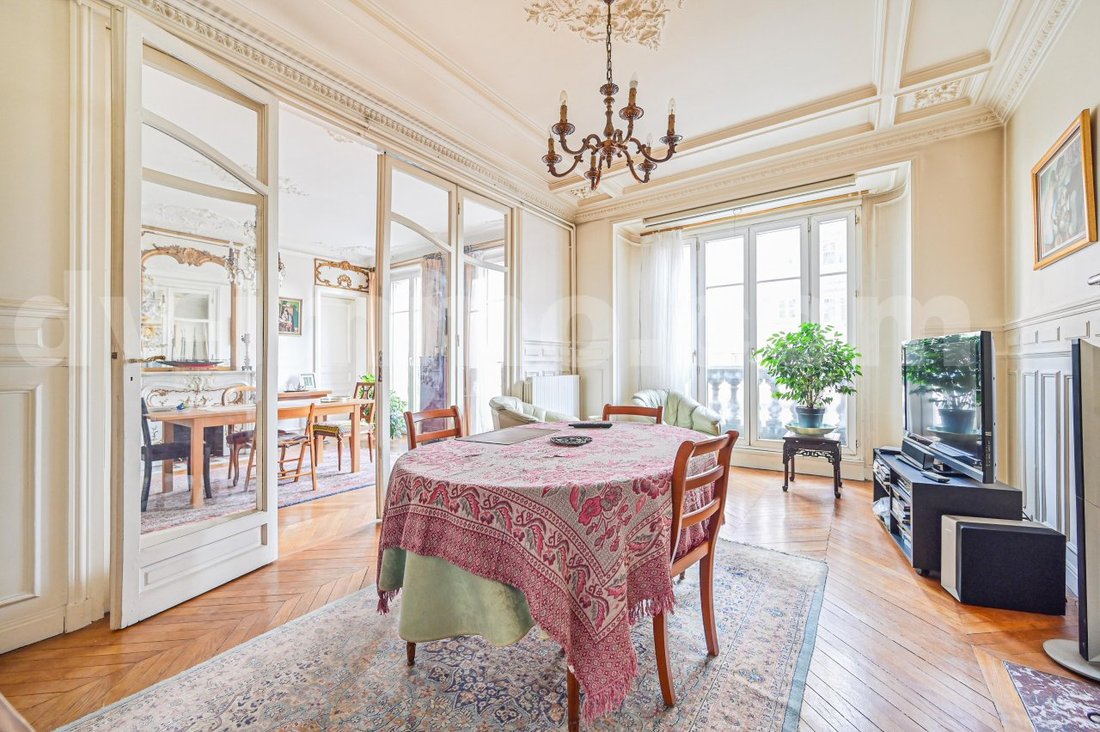 Apartment in Léon-Blum Folie-Regnault, Paris 11e Arrondissement, Paris 3 - 18008773