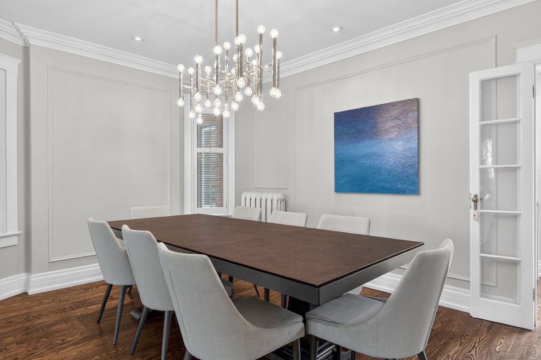 House in Toronto, Ontario, Canada 5 - 18010408