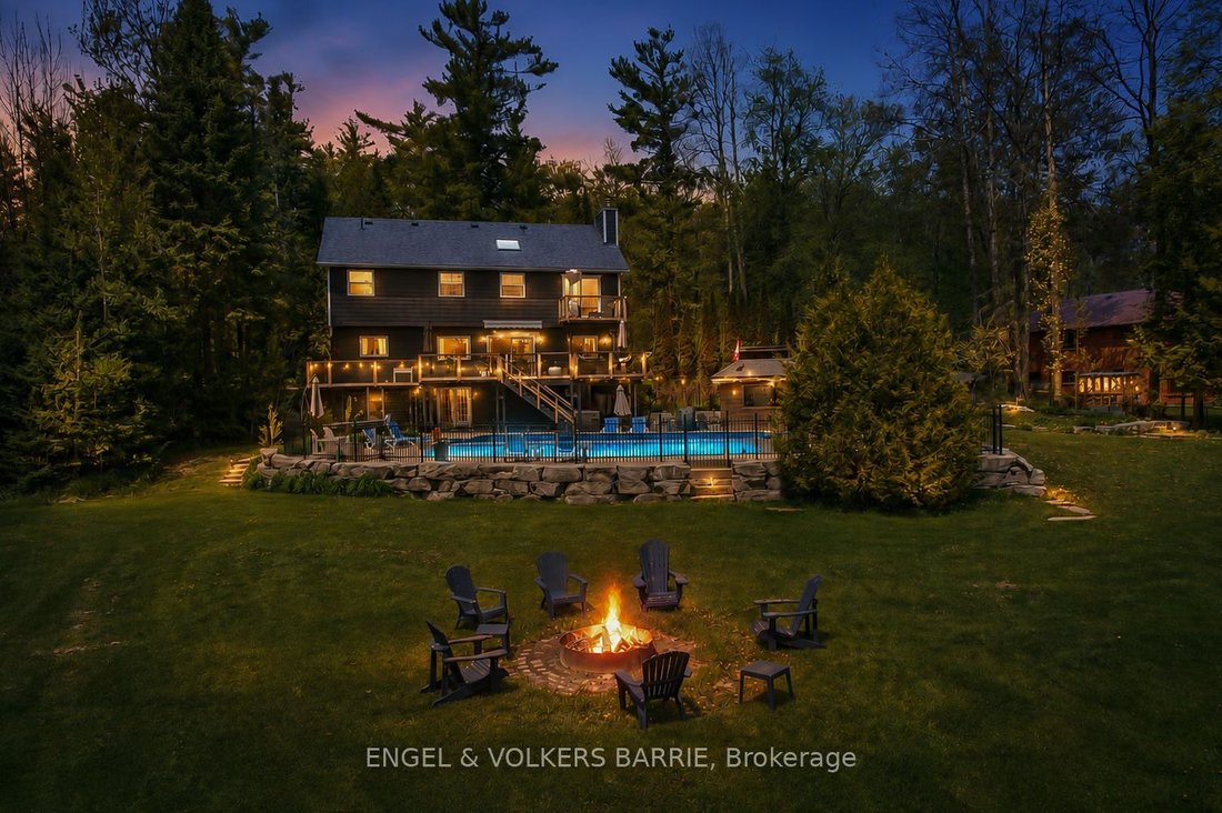 House in Minesing, Ontario, Canada 1 - 18010244