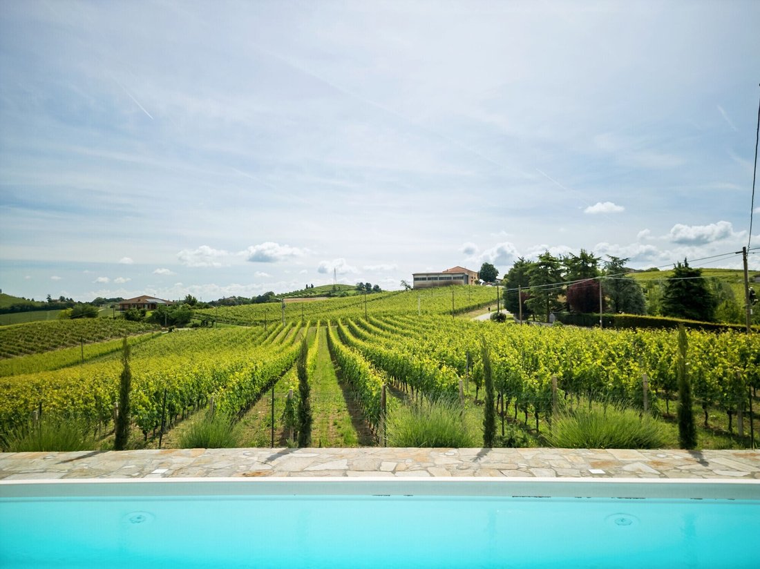 Villa in Nizza Monferrato, Piedmont, Italy 4 - 18005208