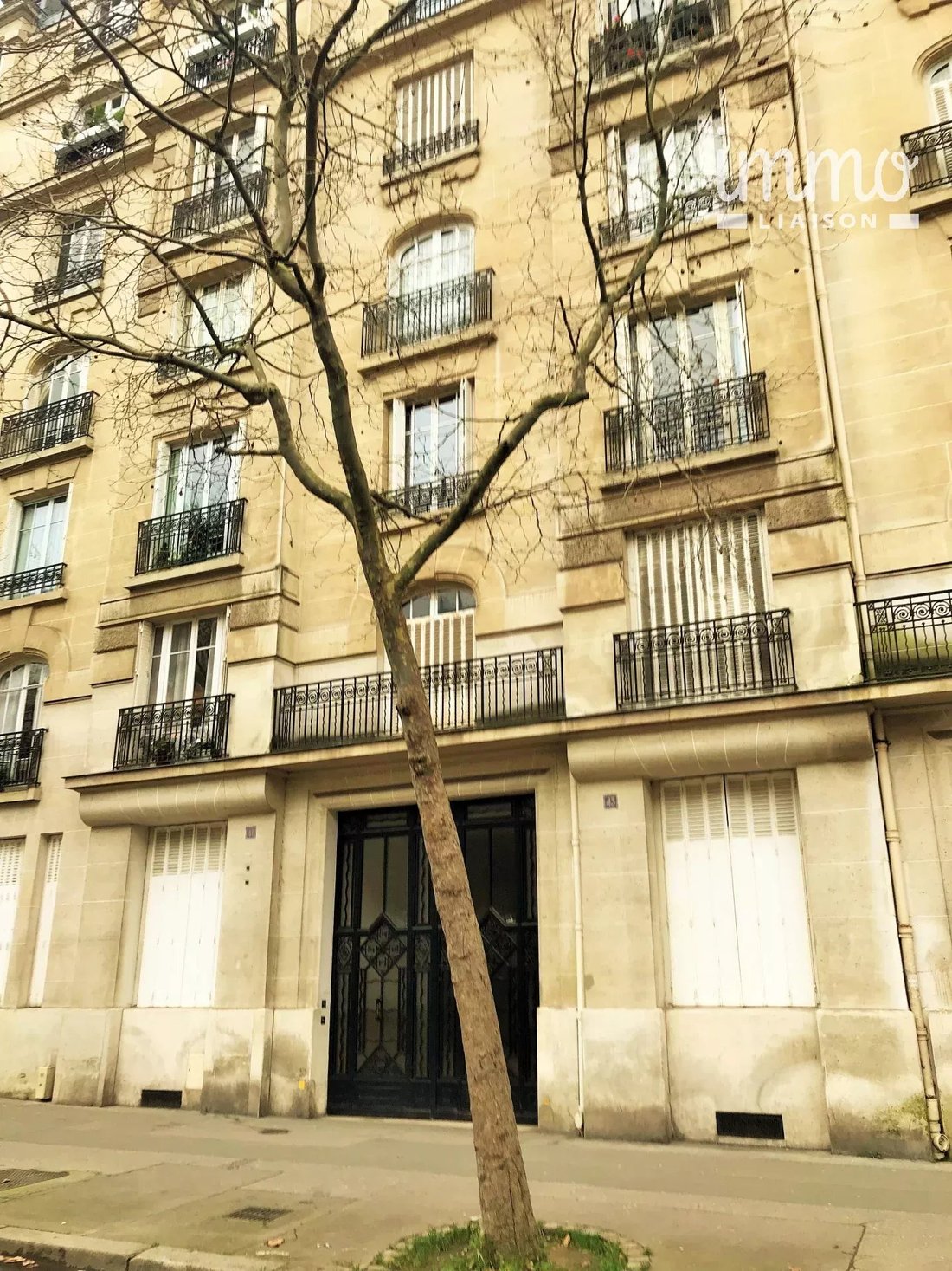 Apartment in Auteuil Sud, Paris 16e Arrondissement, Paris 2 - 18005020