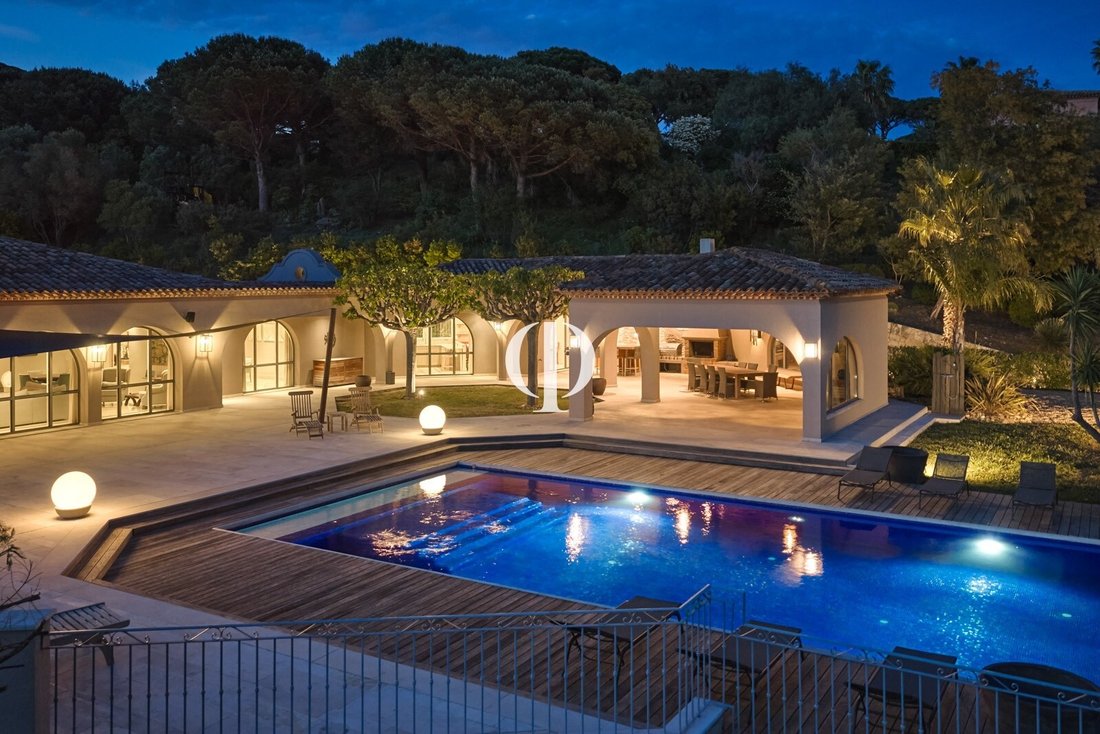 Villa in Nartelle-Noyer-Bellevue-bd des Sardinaux, Sainte-Maxime, France 2 - 17865592