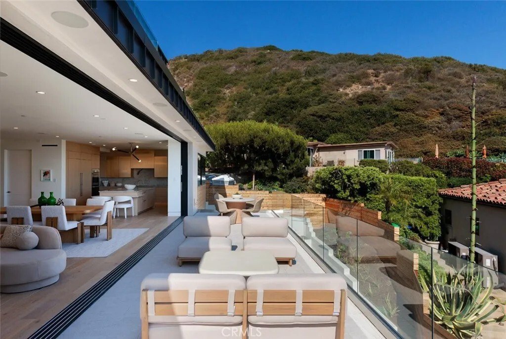 House in Laguna Beach, California, United States 3 - 17048576