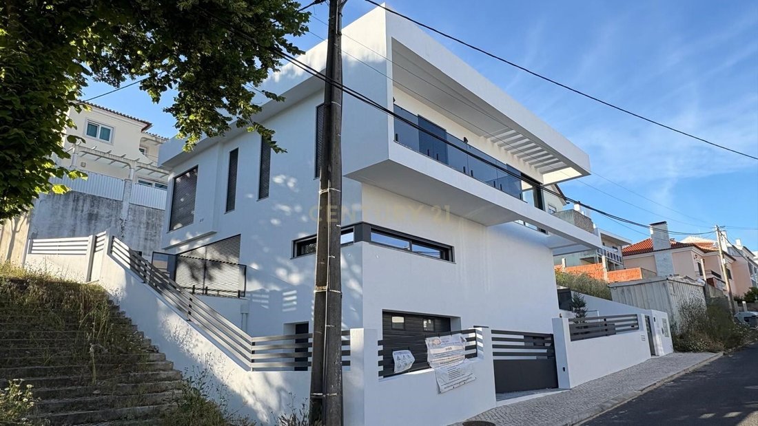 Villa in Pontinha e Famoes, Lisbon, Portugal 2 - 17335701