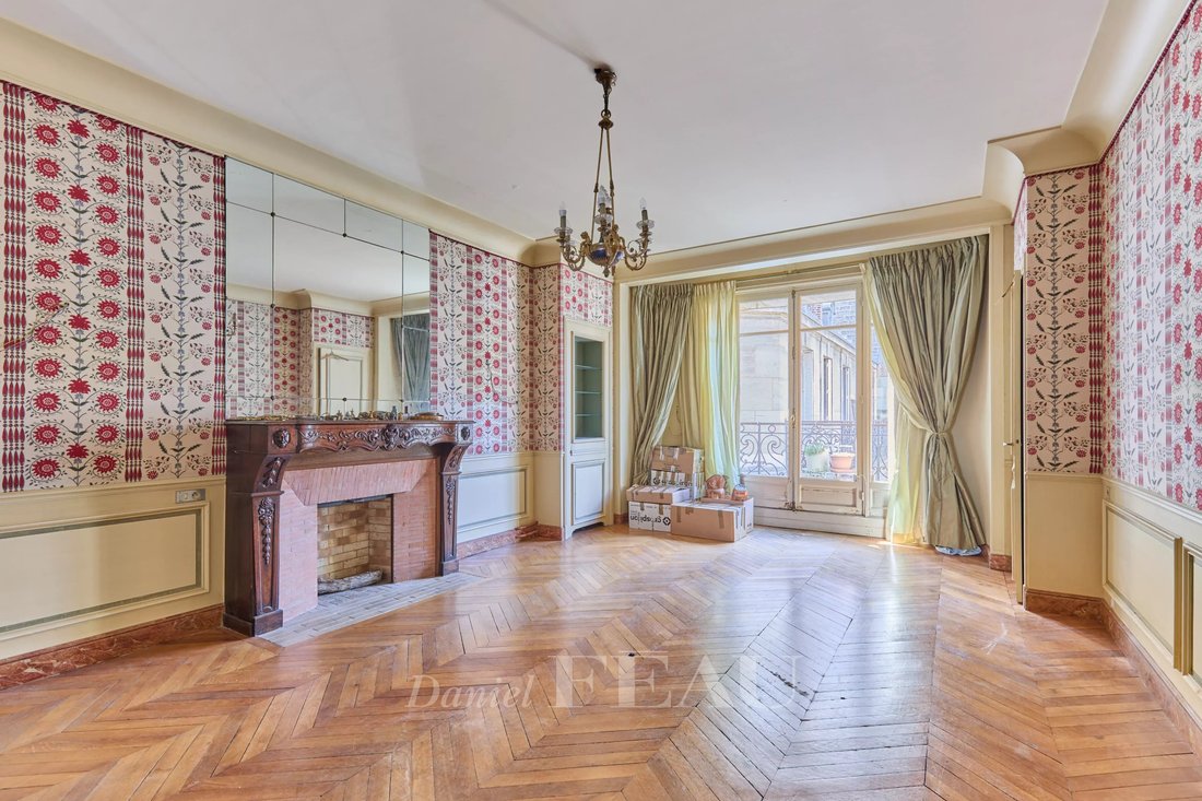 Apartment in Muette Nord, Paris 16e Arrondissement, Paris 1 - 18004653