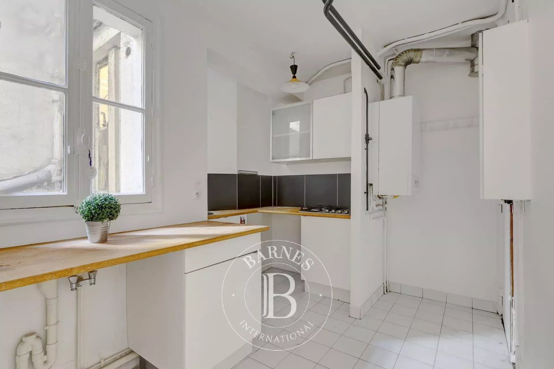 Apartment in Vendôme, Paris 1er Arrondissement, Paris 4 - 18006421