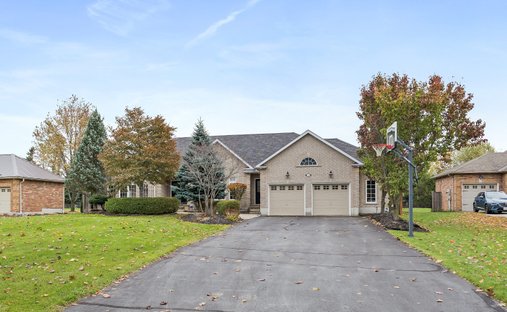 House in Erin, Ontario, Canada 1