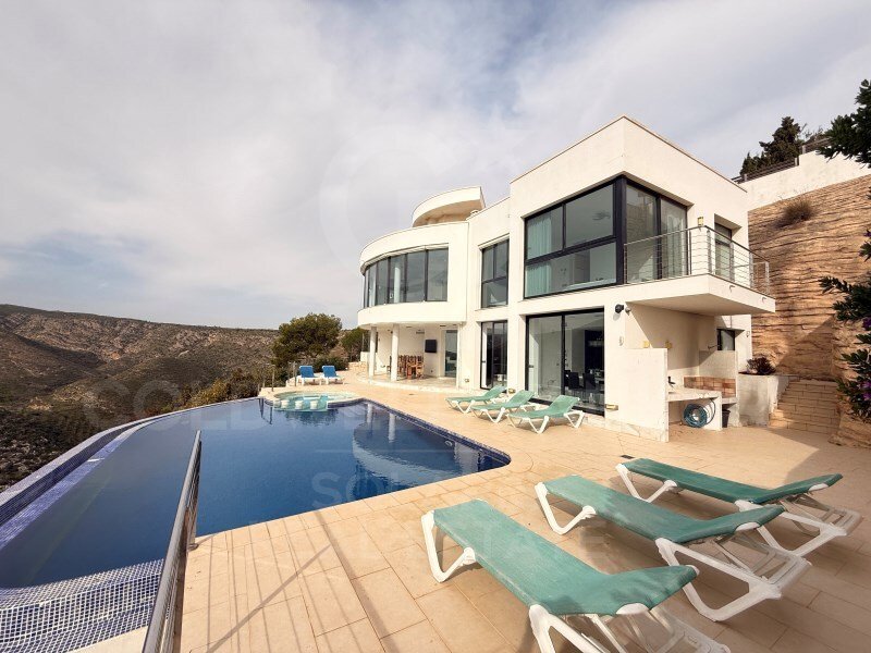 House in Vicalvaro, Madrid, Spain 2 - 18011079