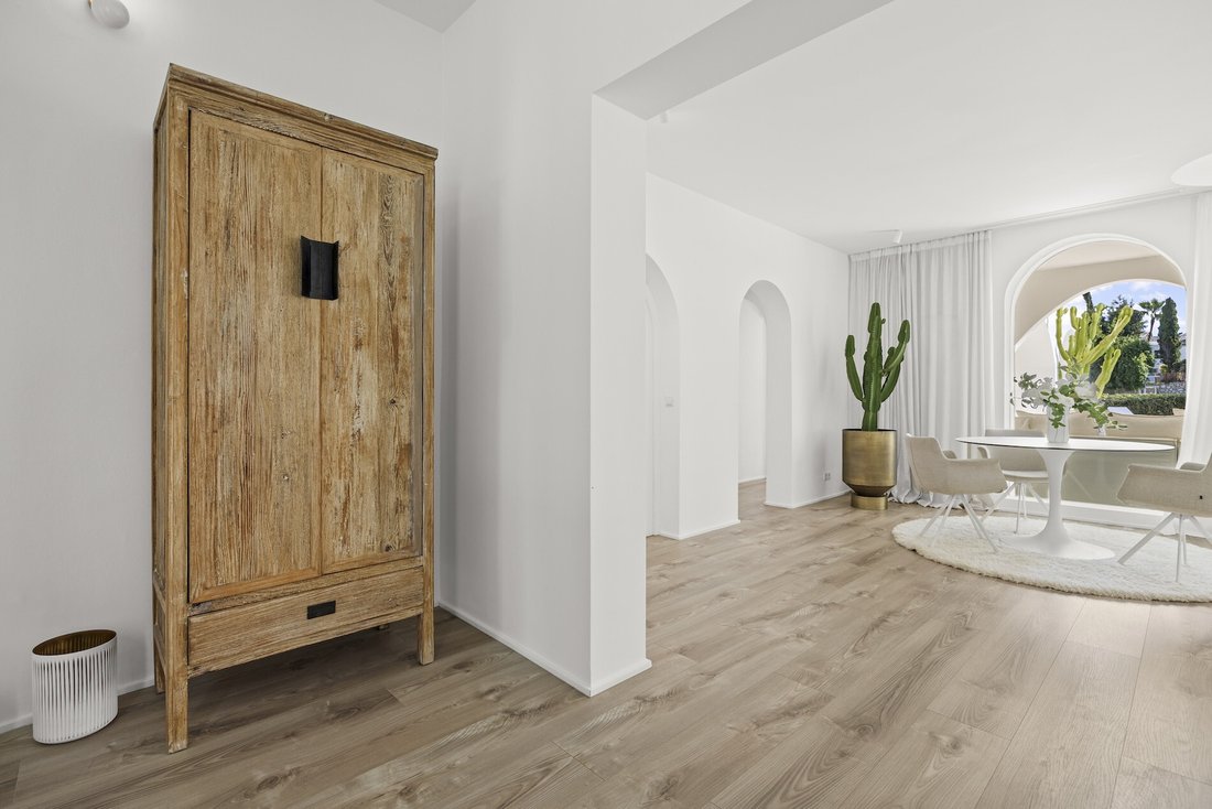 House in Guadalmina Alta, San Pedro de Alcantara, Spain 4 - 18012098