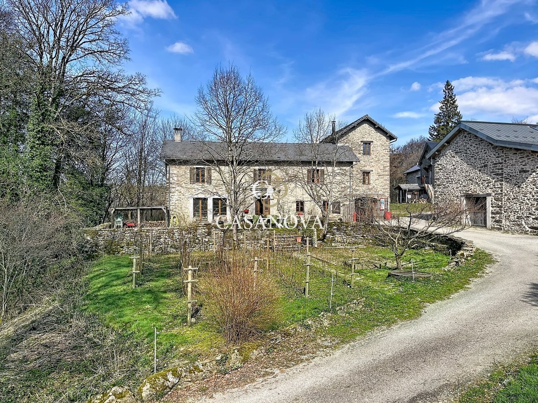 Estate in La Salvetat-sur-Agout, Occitania, France 1 - 18011150