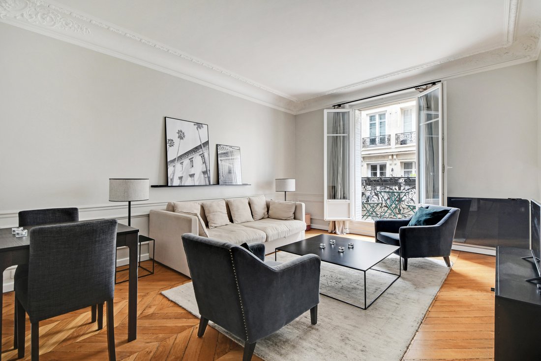 Apartment in Saint Lambert, Paris 15e Arrondissement, Paris 4 - 18005846