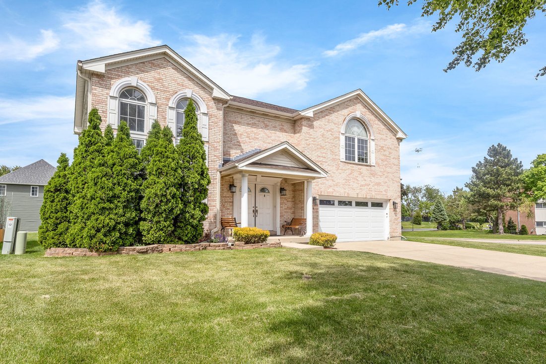 House in Medinah, Illinois, United States 4 - 18005397