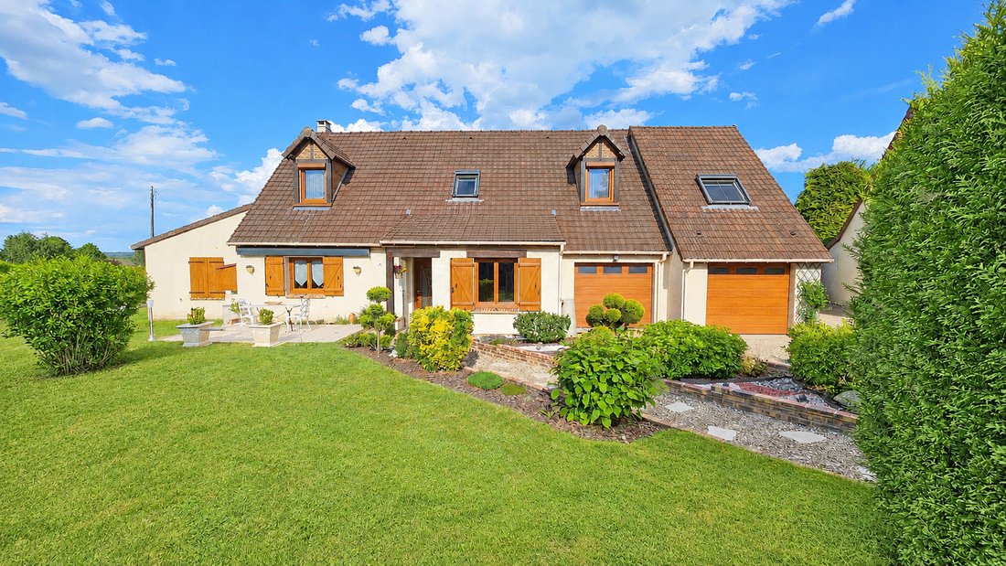 Villa in Gambais, Ile-de-France, France 4 - 18006925