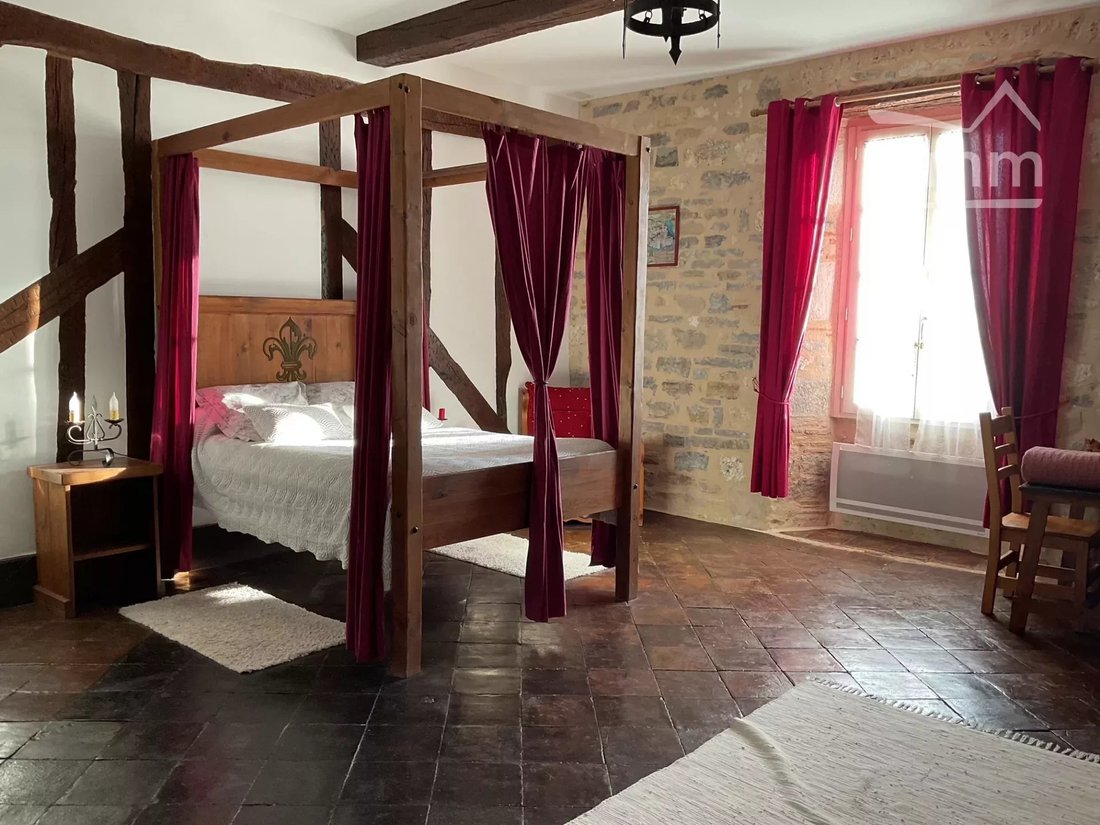Cordes-sur-Ciel, Occitania, France 3 - 18005550