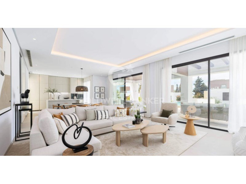 House in Nueva Andalucia, Marbella, Spain 5 - 18011035