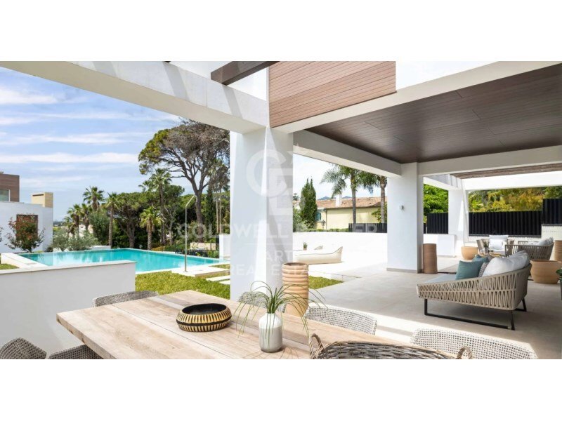 House in Nueva Andalucia, Marbella, Spain 4 - 18011035