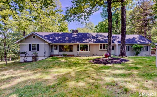 House in Danbury, Connecticut, United States 1