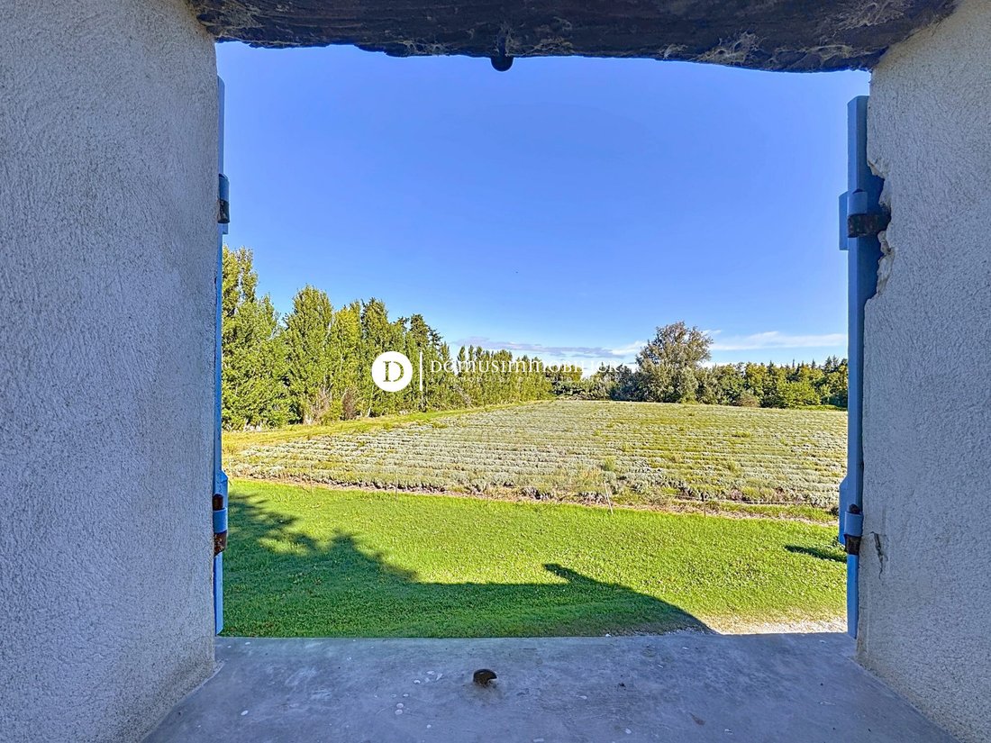 House in Centre Ville, Le Thor, France 3 - 18012278