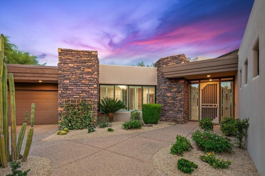 Scottsdale, Arizona, United States 4 - 18006575